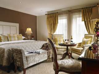 Отель Muckross Park Hotel & Spa Килларни Улучшенный номер с кроватью размера «king-size»-1